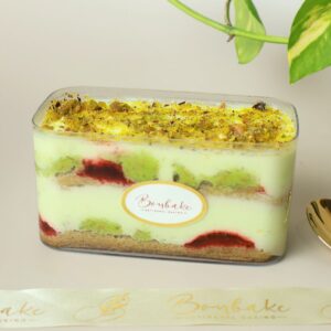 Pistachio Strawberry Kunafa